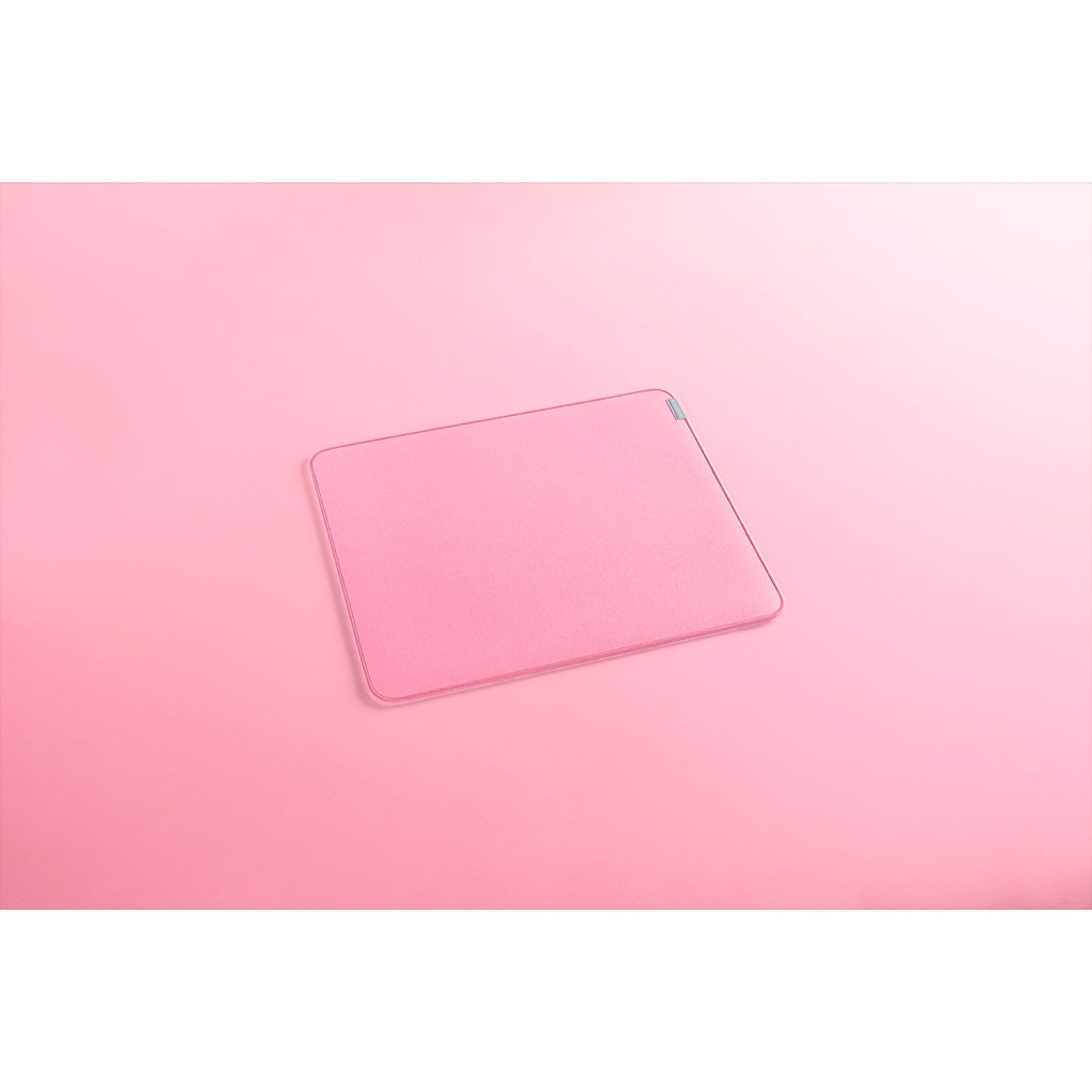 Килимок для мишки Razer Strider Quartz L Pink (RZ02-03810300-R3M1)