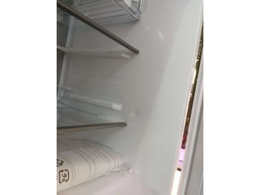 Холодильник Samsung BRB30705DWW