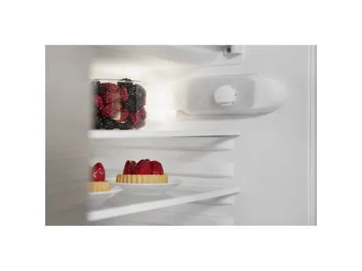 Холодильник Whirlpool ARG590
