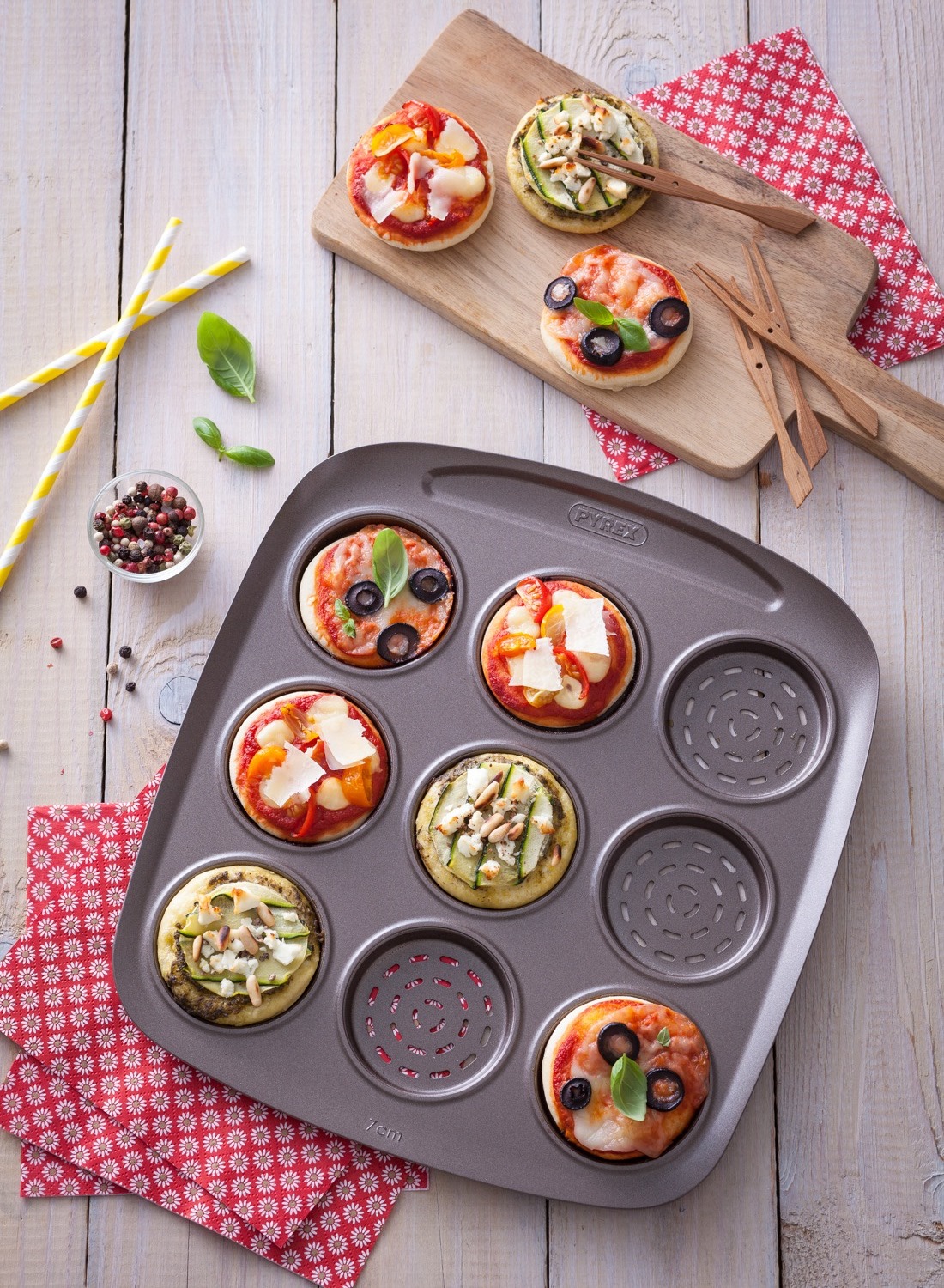 Форма PYREX ASIMETRIA, 9 шт. 6.5 см.