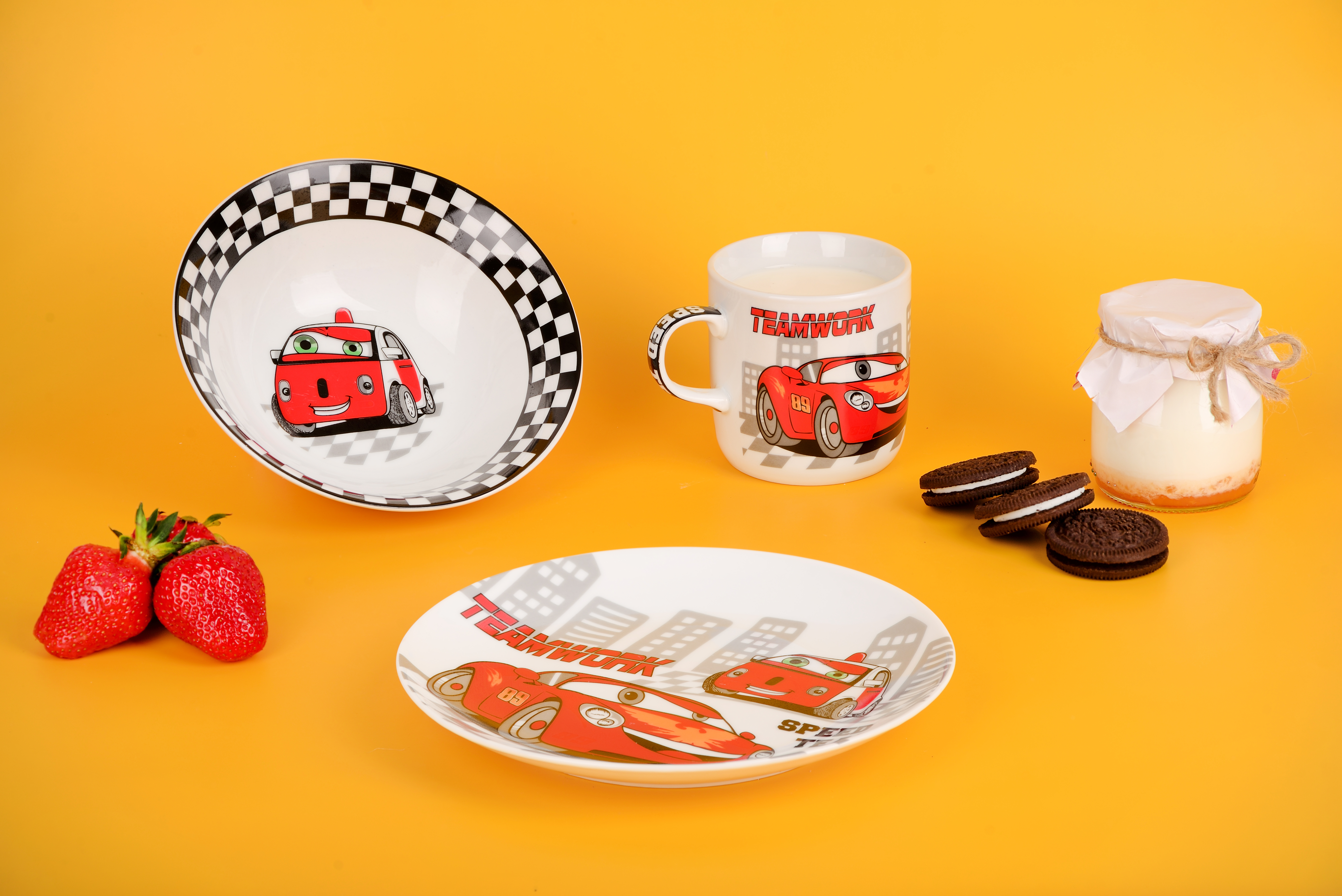 Тарілка обідня Limited Edition Cars
