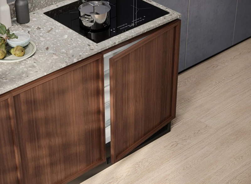 Холодильник Electrolux LSB2AE82S