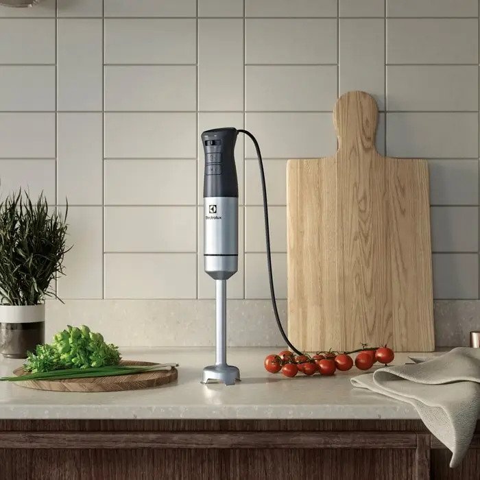 Занурювальний блендер Electrolux E5HB2-8SS