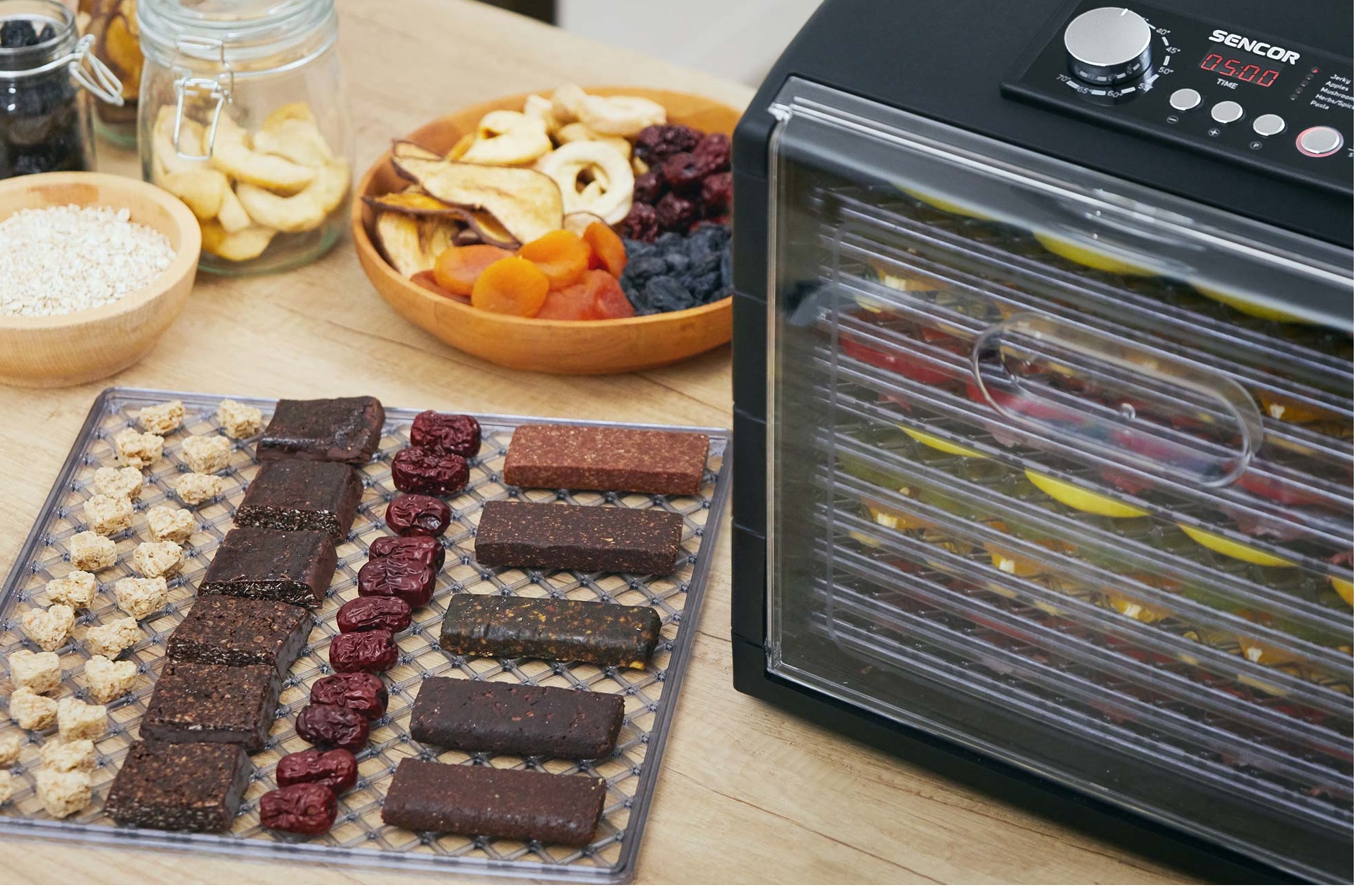 Сушки для фруктів і овочів Sencor SFD 6600BK