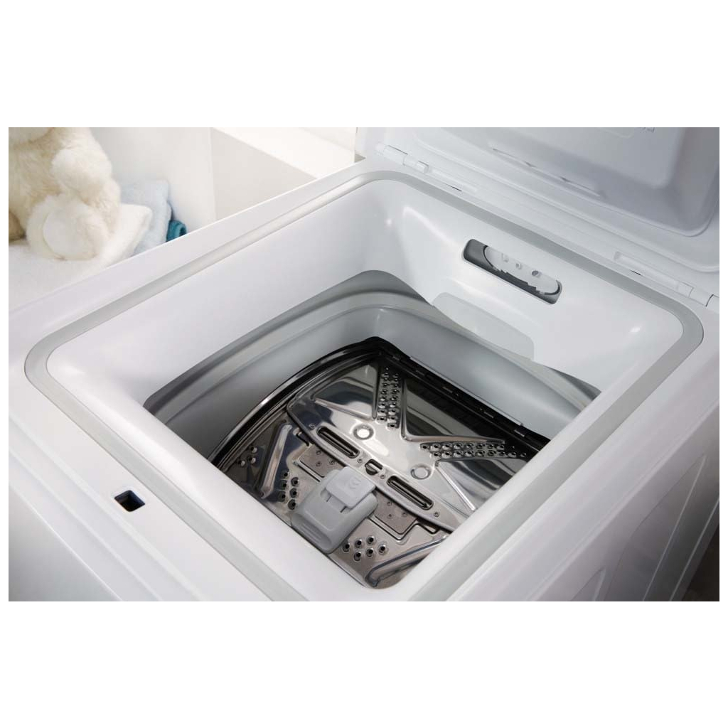 Пральна машина Indesit BTWD61053EU