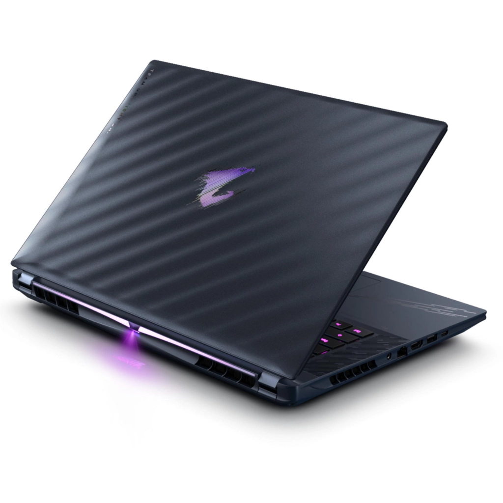 Ноутбук GIGABYTE Aorus Master 16 BZH (AORUS_16BZHC6UAE65SP)