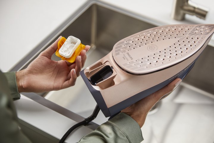 Праска з подачею пари Philips DST8050/20