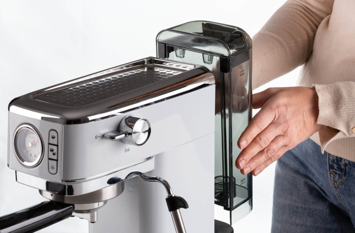 Кавоварка еспресо Ariete 1381/3 White