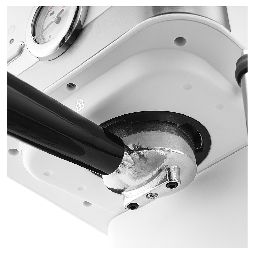 Кавоварка еспресо Sencor SES 1720WH