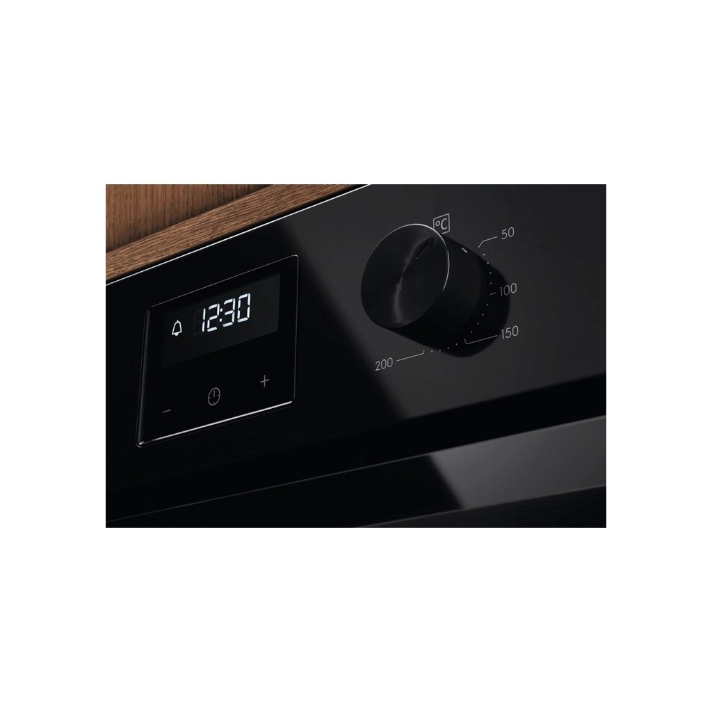 Духова шафа Electrolux LOFGF00BK