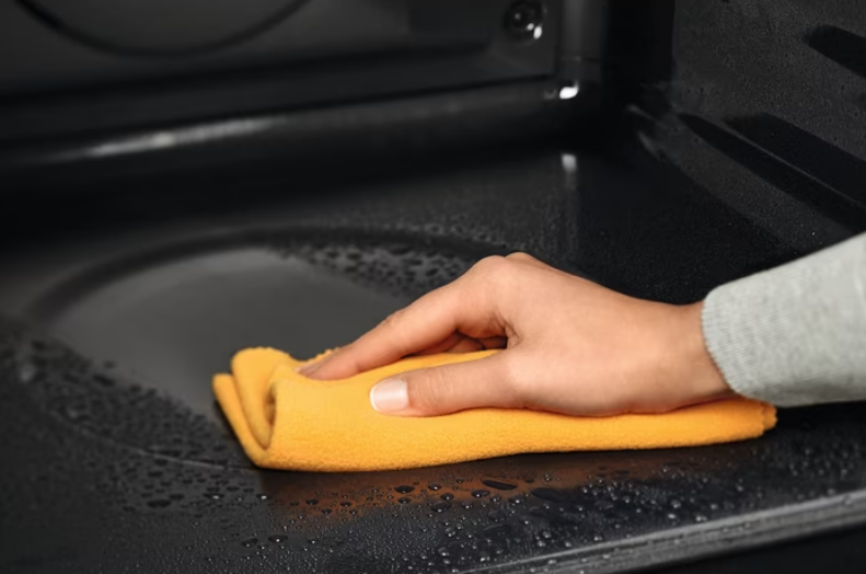 Електрична духова шафа Electrolux EOF3H50BK