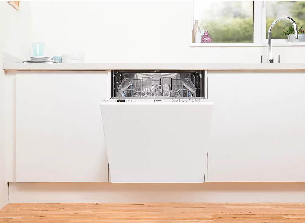 Посудомийна машина Indesit D2I HD524 A