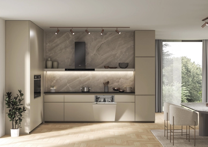 Посудомийна машина Whirlpool W2I HD526 A