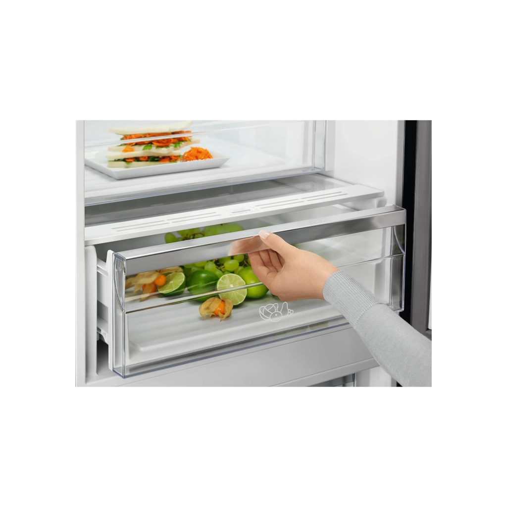 Холодильник Electrolux LNT7ME36X3