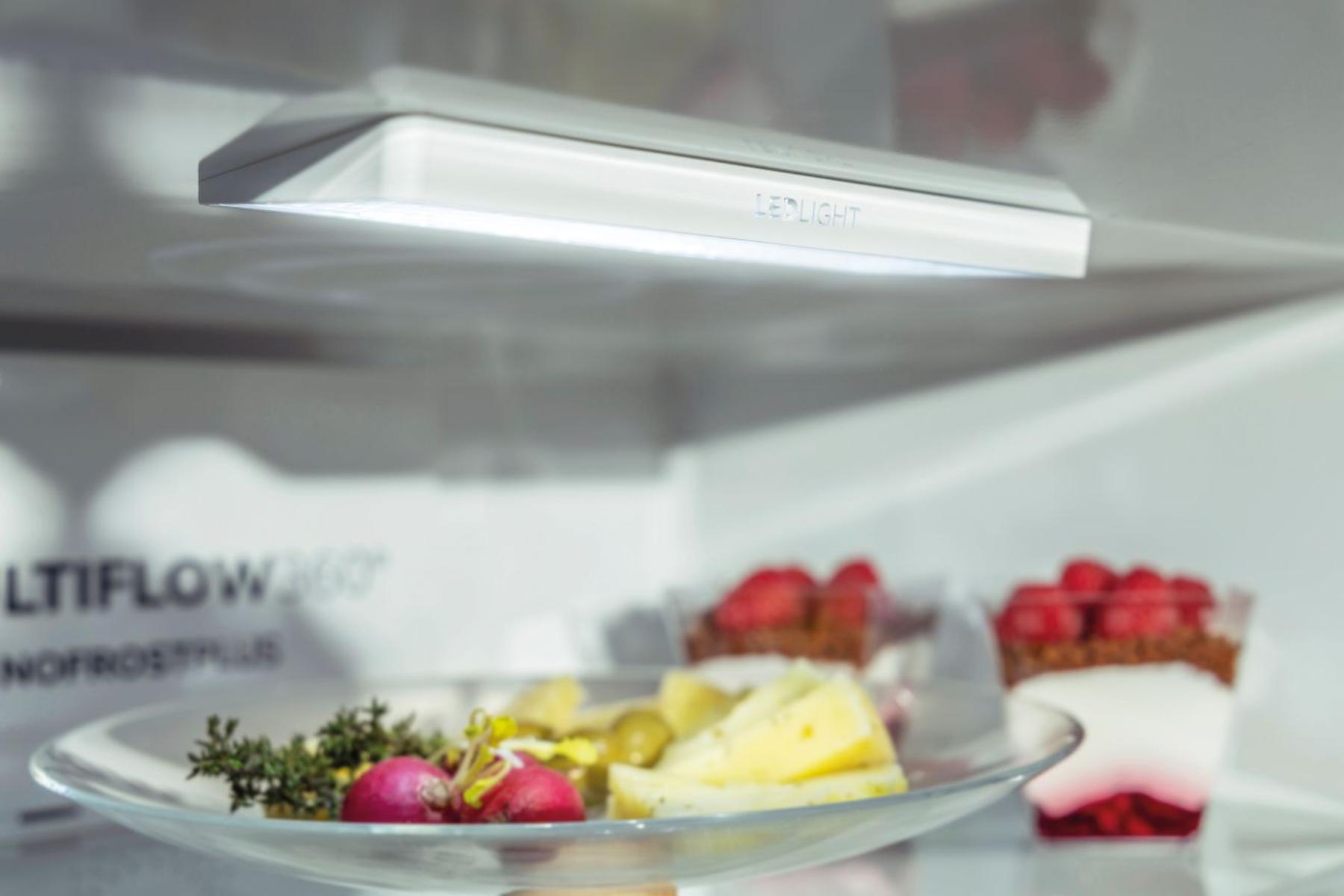 Холодильник Gorenje NRK6202ES4 (HZF3568SCD)