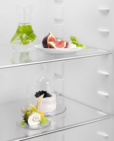 Холодильник Electrolux LRB3AE12S 