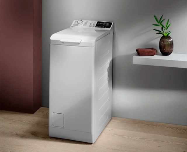 Пральна машина автоматична Electrolux EW6T406U
