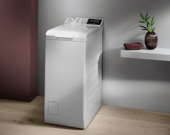 Пральна машина автоматична Electrolux EW6T427U