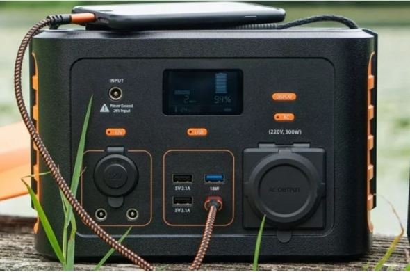 Зарядна станція Xtorm Power Station 300W/281Wh (XP300U)