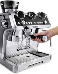 Ріжкова кавоварка еспресо Delonghi La Specialista Maestro EC 9665.M