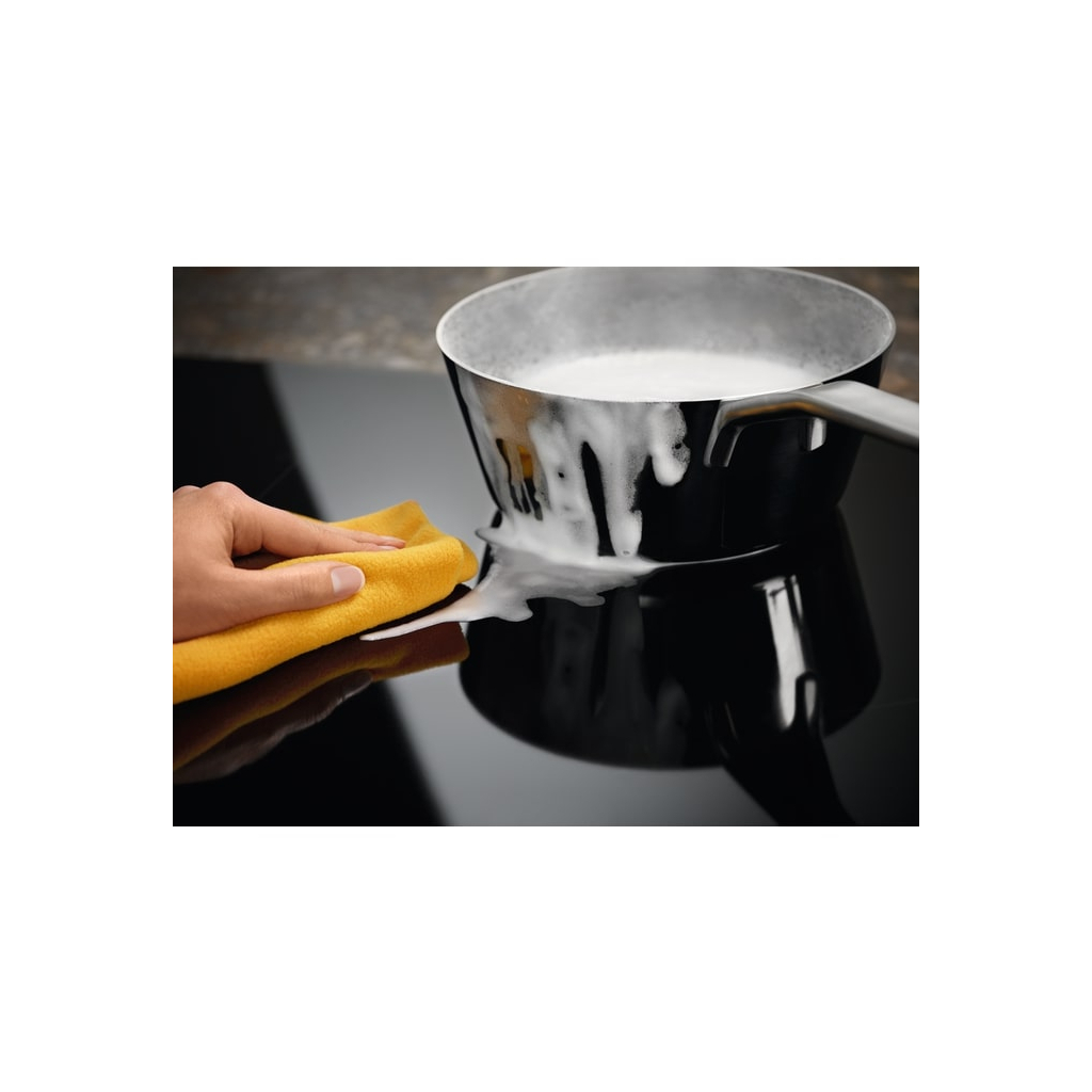 Варочна поверхня Electrolux EIS77453