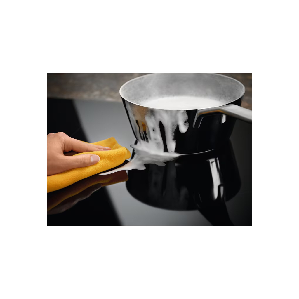 Варочна поверхня Electrolux EIS67483
