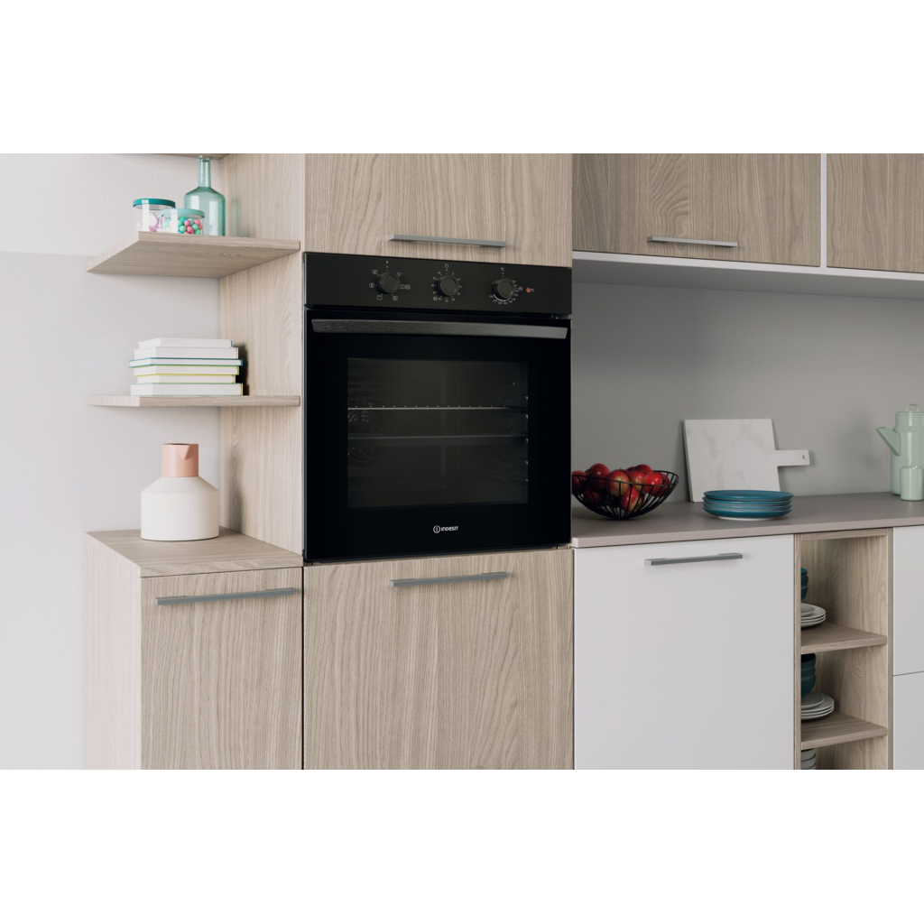 Духова шафа Indesit IO235HB