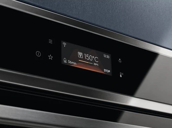 Електрична духова шафа Electrolux EOE8P39WX