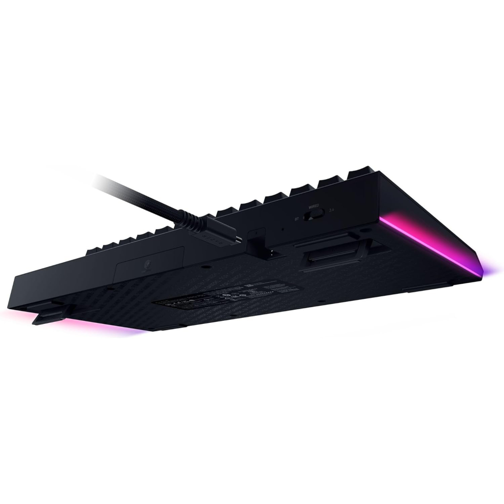 Клавіатура Razer BlackWidow V4 PRO Orange Switch Wireless/Bluetooth/USB UA Black (RZ03-05130100-R3M1)