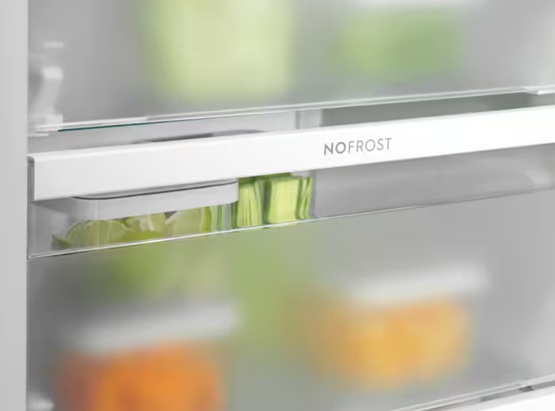 Морозильна камера Electrolux EUN7NE18S