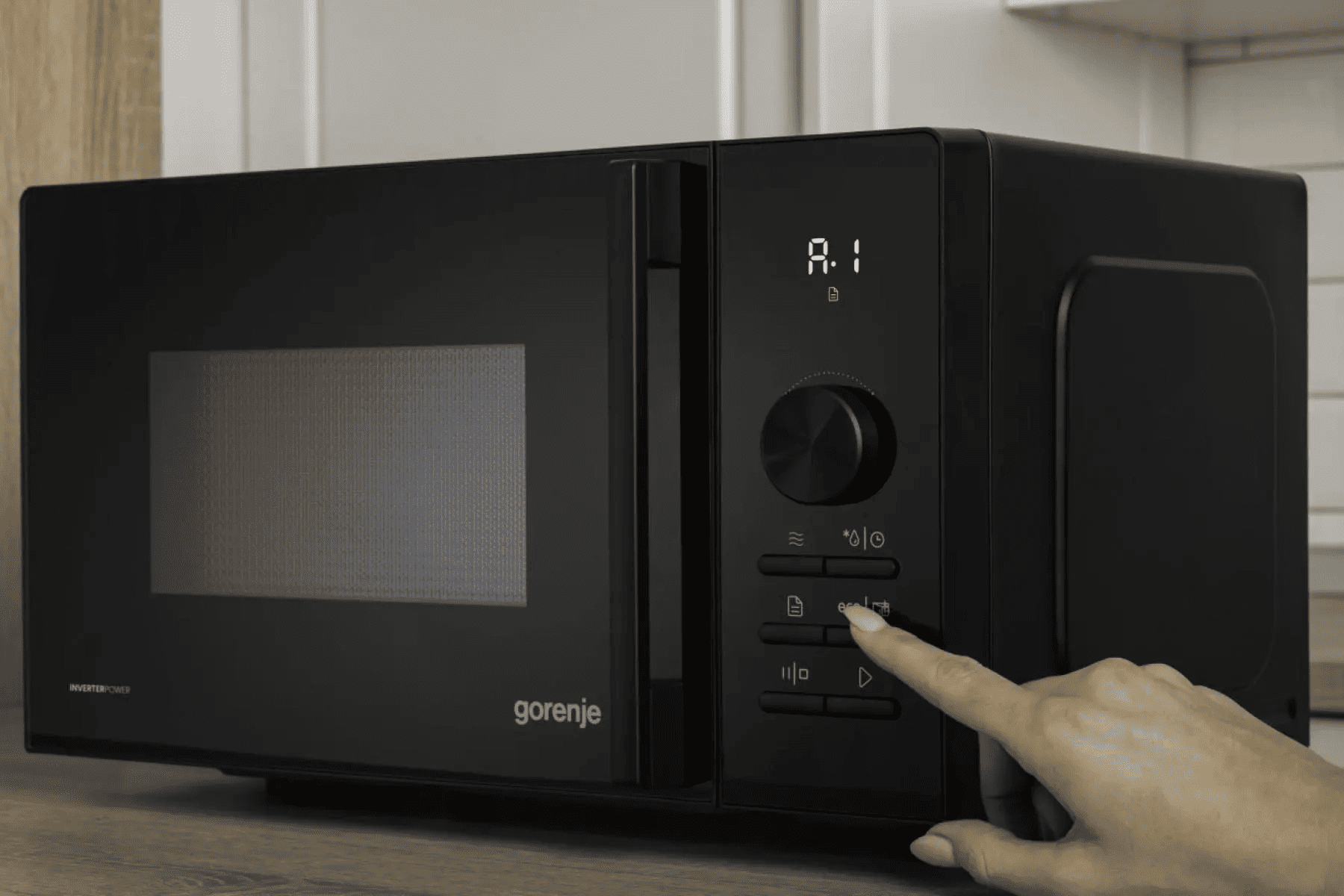 Мікрохвильова піч Gorenje MO20A3B5 (C20UXP75-G8E-B1A)