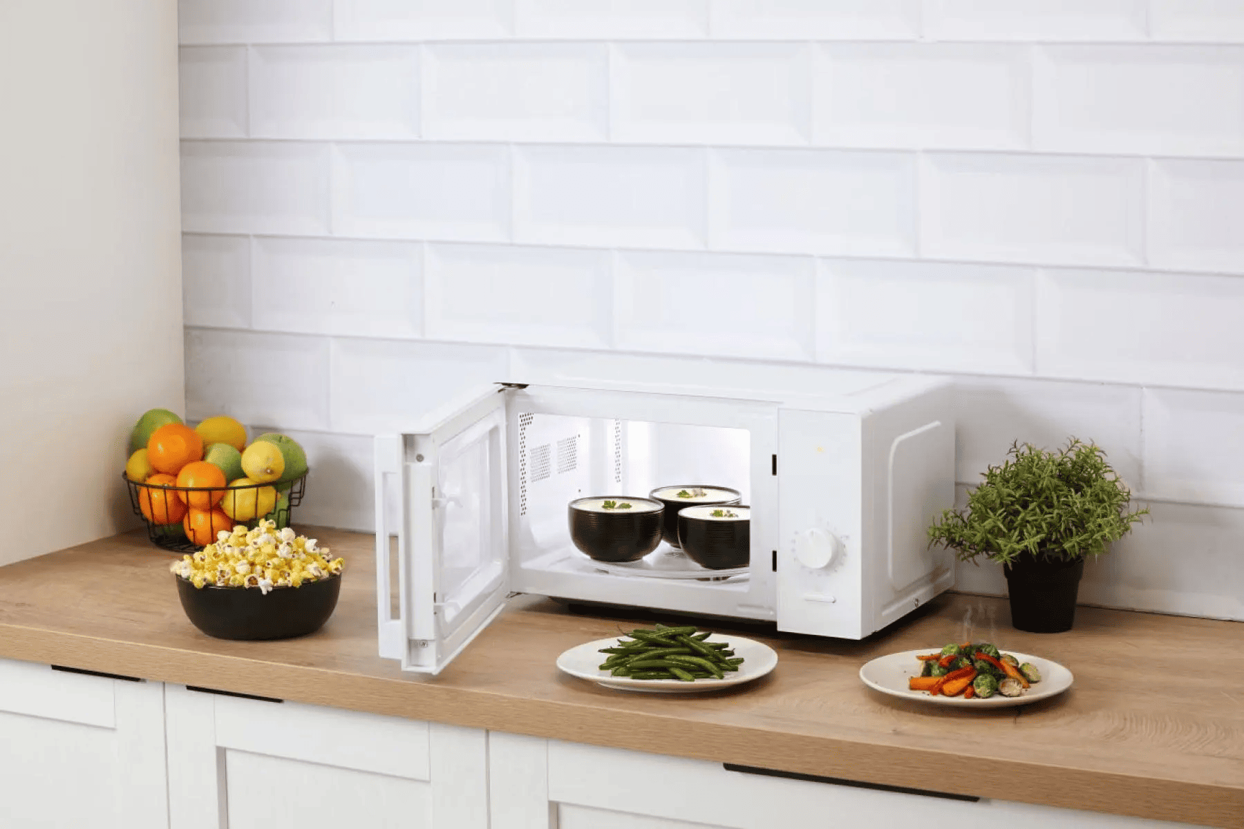 Мікрохвильова піч Gorenje MO20E1W15 